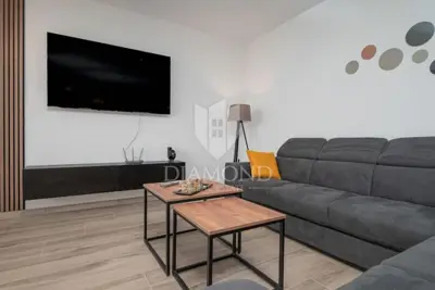 Villa 220 m², Svetvinčenat - pool and privacy - 7