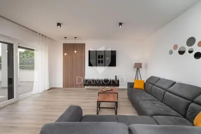 Villa 220 m², Svetvinčenat - pool and privacy - 6