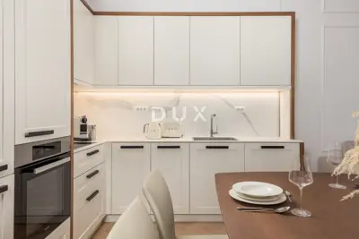 Apartment 90 m², Opatija - Centar, 50 m from the sea - 12