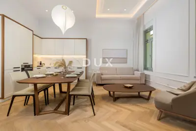 Apartment 90 m², Opatija - Centar, 50 m from the sea - 2