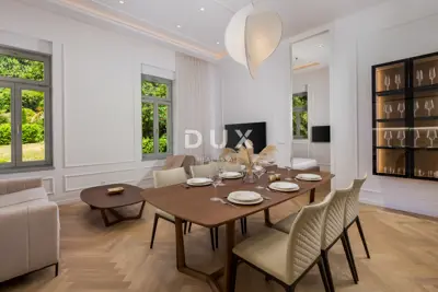 Apartment 90 m², Opatija - Centar, 50 m from the sea