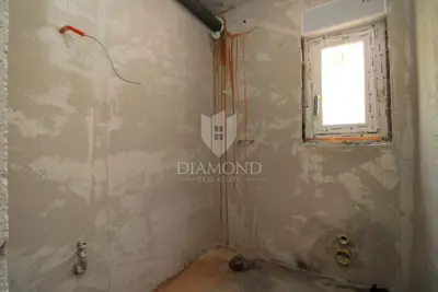 Apartment 57 m², Gornja Drenova, yard and terrace - 7