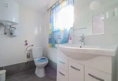 Haus 60 m², Kaštel - Terrasse und Grundstück 693 m² - 11
