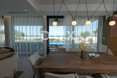 ZADAR, ZATON - Villa in erster Reihe am Strand - 4