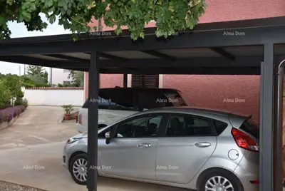 Kuća 230 m², Poreč - garaža i natkriveni parking