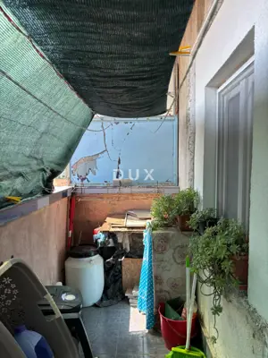 Stan 63 m², Pula Centar - dvije terase i odvojena kuhinja - 20