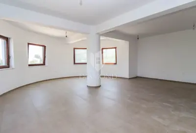Stan u Puli, Centar - dvije spavaće sobe i ostava - 2