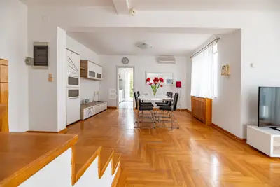 Wohnung 176 m², Šestine, Panoramablick und Terrasse - 3