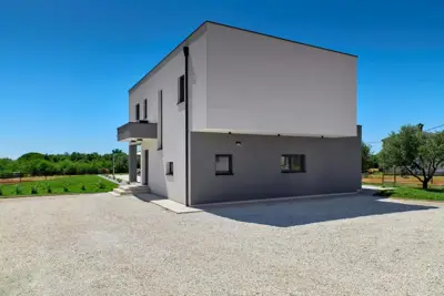 Vila 170 m², Marčana - bazen i privatnost - 17