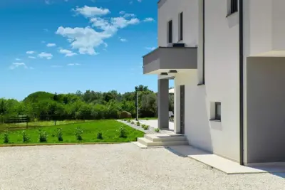 Vila 170 m², Marčana - bazen i privatnost - 15