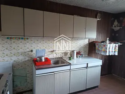 House 160 m², Kamenica - quiet location and renovation - 7