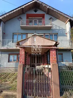 House 160 m², Kamenica - quiet location and renovation - 2