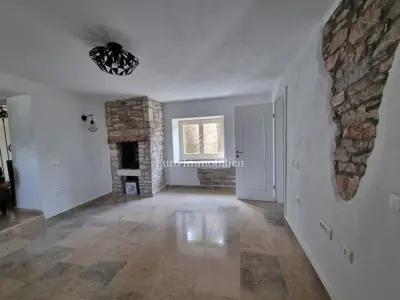 Renovated stone house with pool, 3 km from the sea - 16