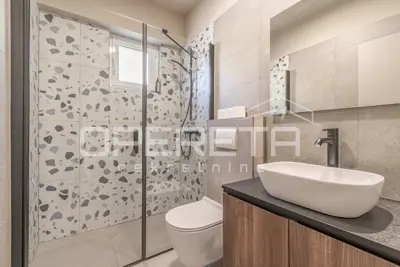 House for sale in Umag, 160 m² - 13