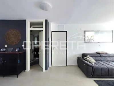 Dvosoban stan 76 m² na odličnoj lokaciji - Zadar, Voštarnica, 500 m do gradskog - 2