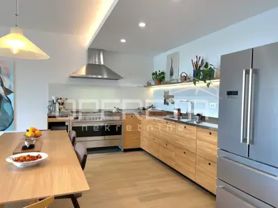 Wohnung 100 m², Split - Žnjan, Meerblick - 4