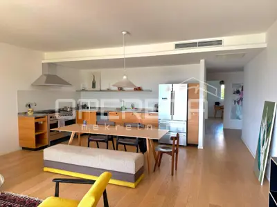 Wohnung 100 m², Split - Žnjan, Meerblick - 2
