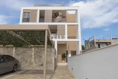 Penthouse 113 m², Primošten - Dachterrasse und Jacuzzi - 2