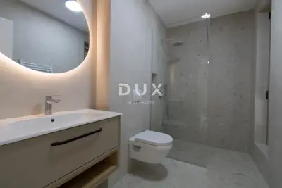 Penthouse 113 m², Primošten - Dachterrasse und Jacuzzi - 8