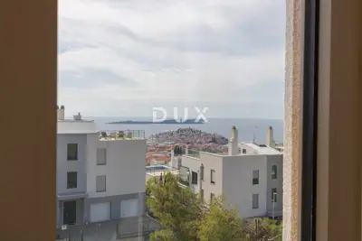 Penthouse 113 m², Primošten - Dachterrasse und Jacuzzi - 5