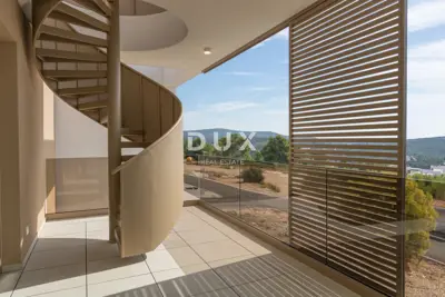 Penthouse 113 m², Primošten - Dachterrasse und Jacuzzi - 9
