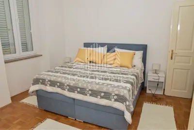 ZADAR, Kolovare, Trosoban stan za najam uz more, 92 m²