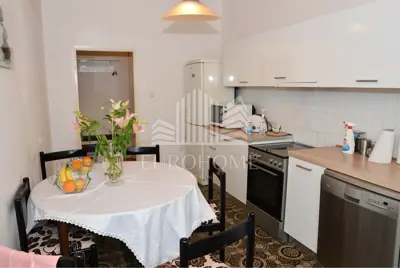 ZADAR, Kolovare, 3 rooms apartment for rent by the sea, 92 m² - 5