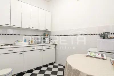 Gewerbeimmobilie zur Miete in Britanac, 146 m² - 14