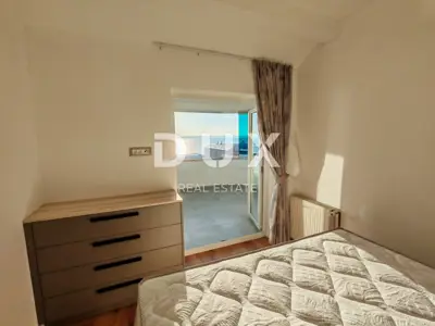 Apartment 168.38 m², Petrčane - sea view and 3 balconies - 5