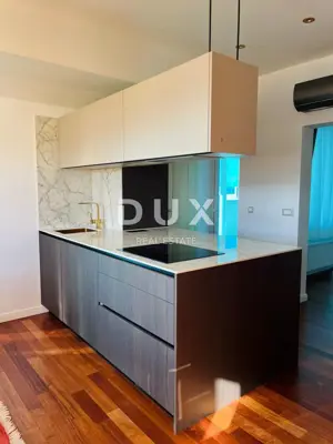 Apartment 168.38 m², Petrčane - sea view and 3 balconies - 9