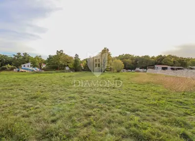 Svetvinčenat, surroundings, excellent plot for building a house - 3