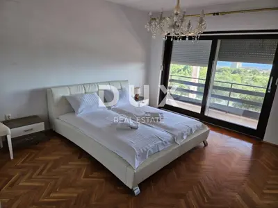 Haus 400 m², Zadar - Crno, Blick auf Gaženica - 12