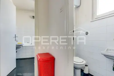 PRODAJA, KUĆA, KRAPINSKE TOPLICE, UL. ZLATKA BALOKOVIĆA 225 m² NKP. - 16