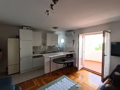 Apartment 56 m², Crikvenica near the center, sea view