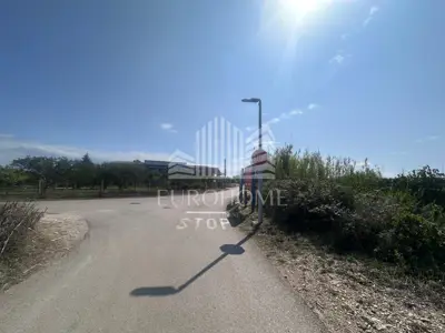 Building plot 1,505 m², Privlaka - 300 m from the sea - 5