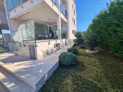 Peroj! Wohnung mit Garten! - 3