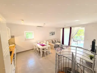 Peroj! Wohnung mit Garten! - 14