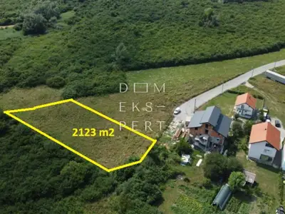 Donja Dubrava, Građevinsko zemljište na mirnoj lokaciji, 2123 m²-Donja