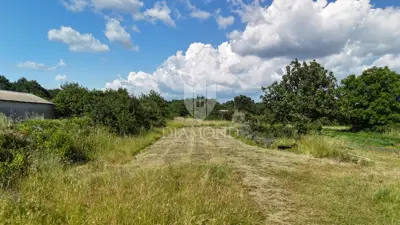 Svetvinčenat, surroundings, building plot with project and permit - 7