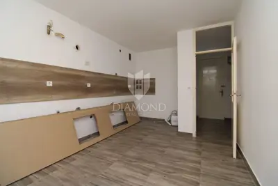 Stan 81 m², Krimeja, Rijeka - 3 spavaće sobe i balkon s pogledom na more - 8