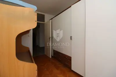 Stan 81 m², Krimeja, Rijeka - 3 spavaće sobe i balkon s pogledom na more - 4