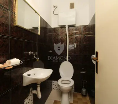Stan 81 m², Krimeja, Rijeka - 3 spavaće sobe i balkon s pogledom na more - 12