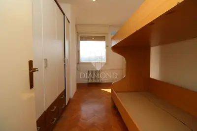 Stan 81 m², Krimeja, Rijeka - 3 spavaće sobe i balkon s pogledom na more - 3
