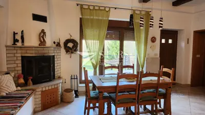 Kuća 304 m², Grbajel - obnovljena kamena kuća uz Kupu - 10