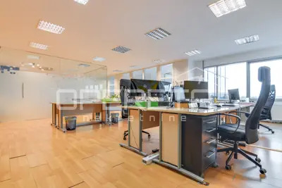 Gewerbeimmobilie zur Miete in Prečko, 278 m²
