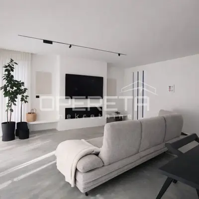 House 143 m², Labin - quiet location near the old town center