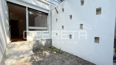 House 90 m², Šalata - garden and terrace - 4