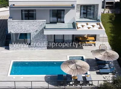 Villa 290 m², Split - Panoramablick auf die Stadt und das Meer - 5