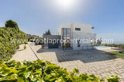 Villa 290 m², Split - Panoramablick auf die Stadt und das Meer - 8