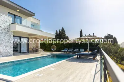 Villa 290 m², Split - Panoramablick auf die Stadt und das Meer - 4
